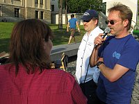 Hausmeister und Mensakoch im Interview mit Steffi & Tine. (Foto G. Wellbrock)