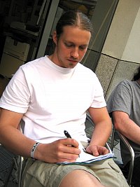 Jörg L. führt Protokoll.